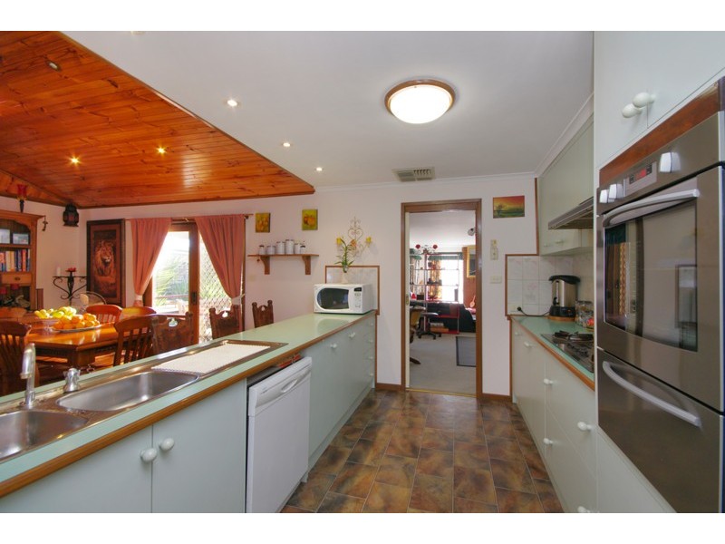 34 Burlington Cresent, Leopold VIC 3224