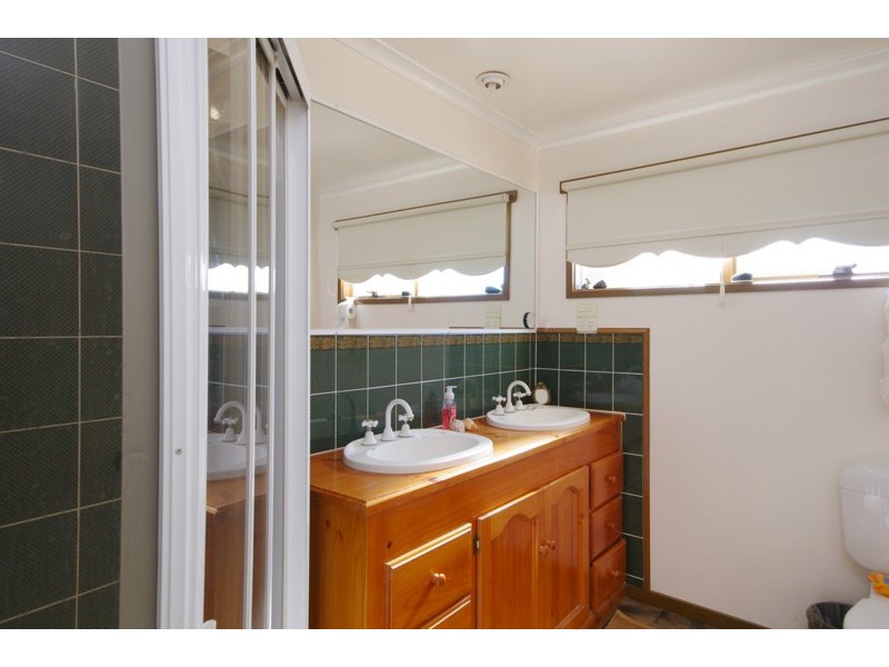 34 Burlington Cresent, Leopold VIC 3224
