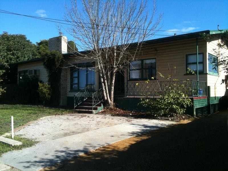 1/6 Calvert Street, Hamlyn Heights VIC 3215