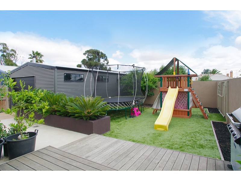 64 Britannia Street, Geelong West VIC 3218