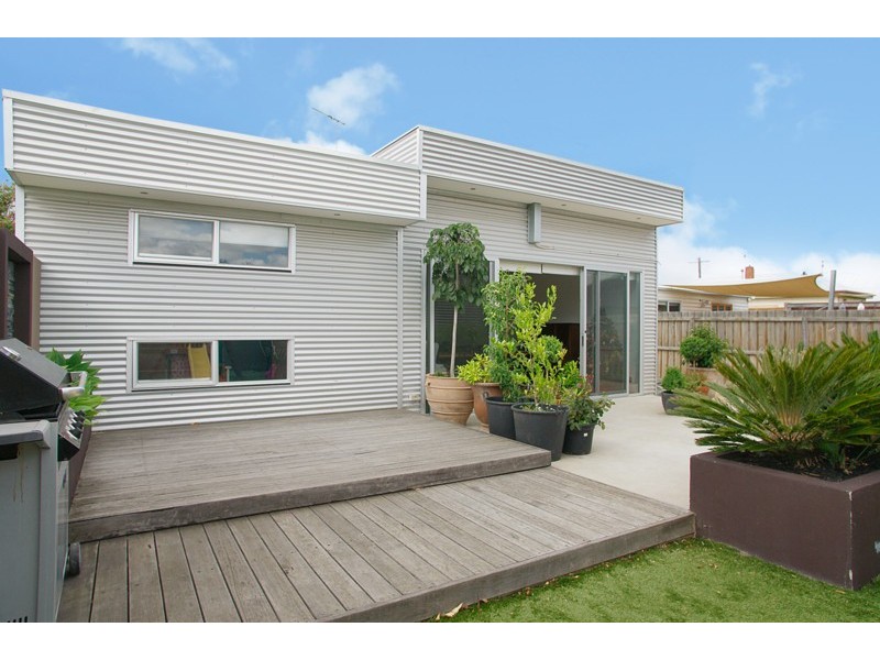 64 Britannia Street, Geelong West VIC 3218