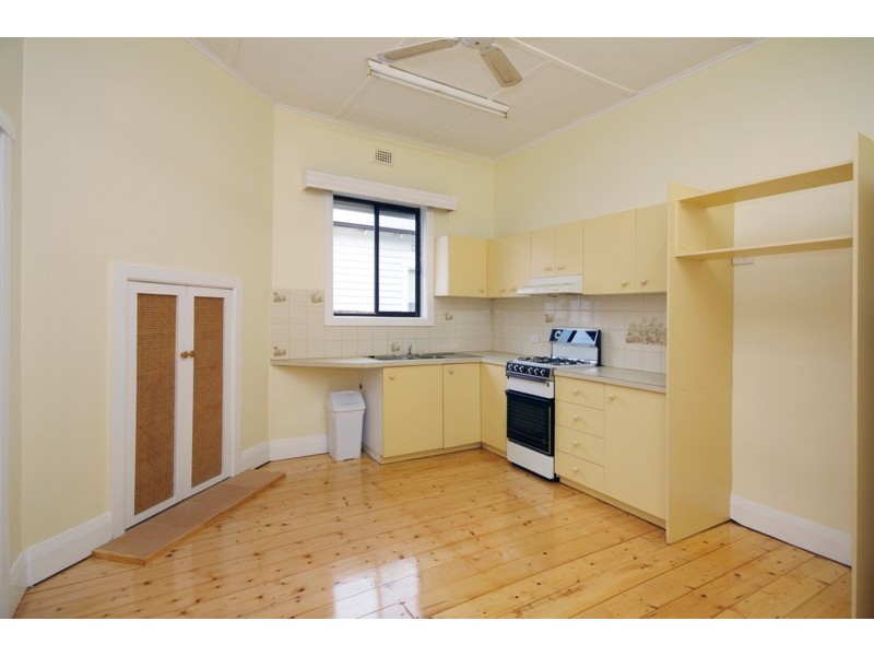 2 Craddock Street, North Geelong VIC 3215