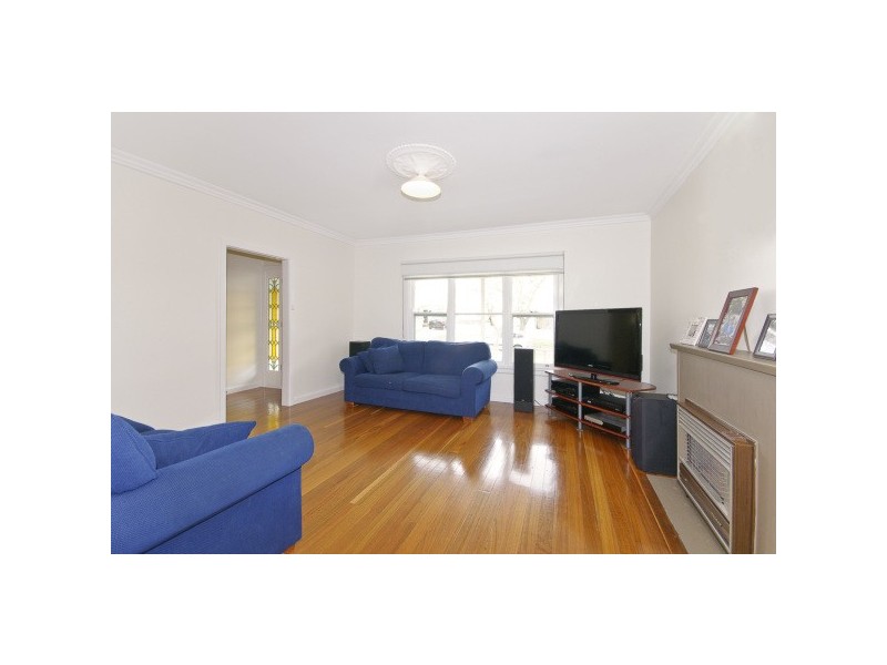 25 Langibanool Avenue, Hamlyn Heights VIC 3215