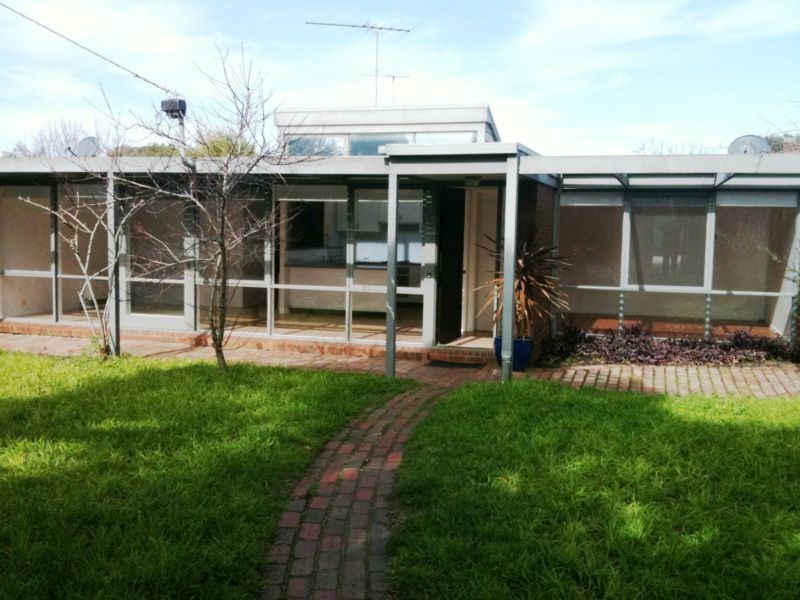 31 Sharp Street, Newtown VIC 3220