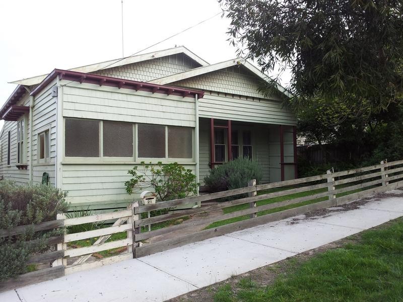 21 Huntington Street, Newtown VIC 3220