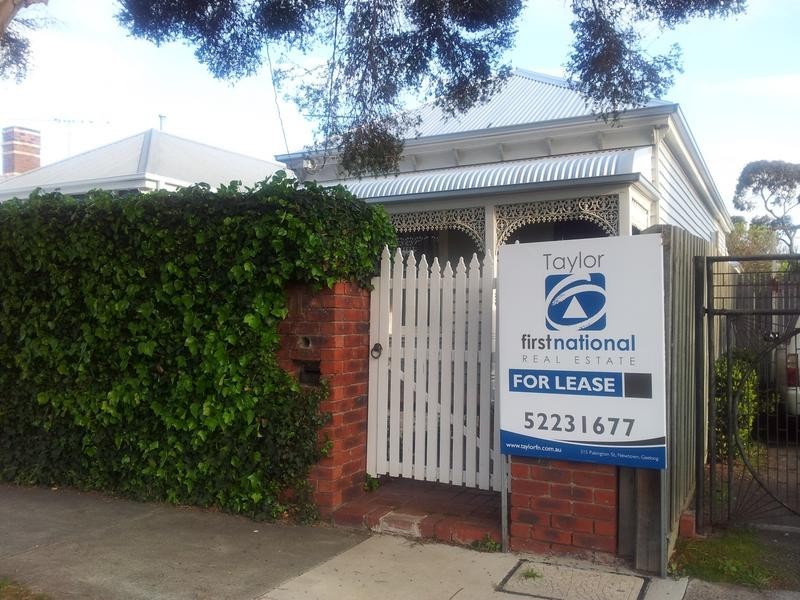 11A Clarke Street, Newtown VIC 3220