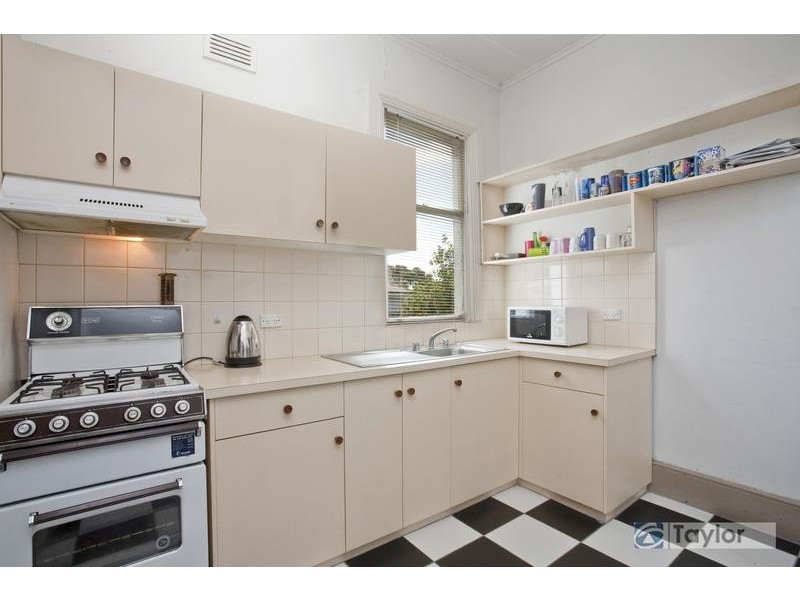 8 Villamanta Street, Geelong West VIC 3218