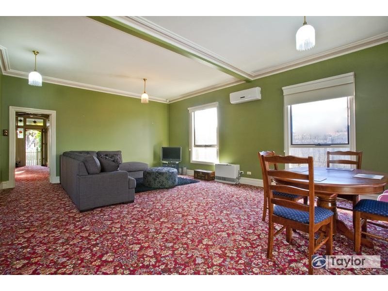 398 Pakington Street, Newtown VIC 3220