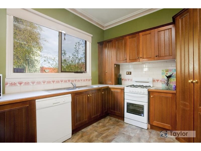 398 Pakington Street, Newtown VIC 3220