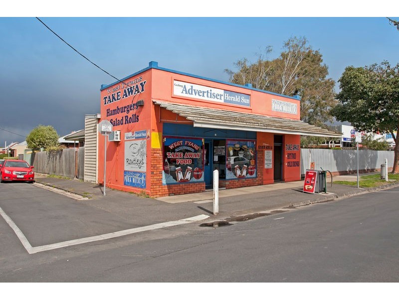 11 West Fyans Street, Newtown VIC 3220