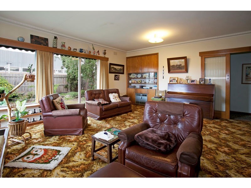 11 West Fyans Street, Newtown VIC 3220