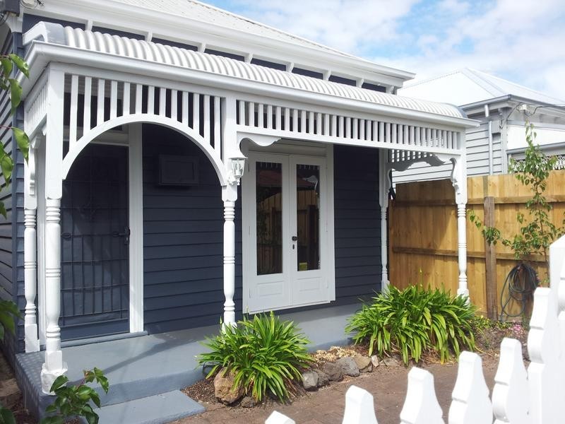 11 Clarke Street, Newtown VIC 3220