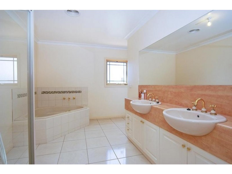 20 Fleurs Lane, Batesford VIC 3221