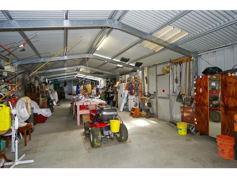 20 Fleurs Lane, Batesford VIC 3221