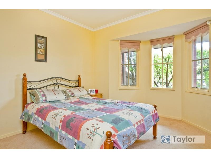 3 Urana Street, Newtown VIC 3220