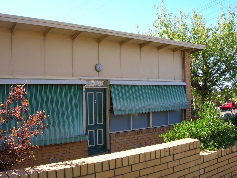 2/296 Pakington Street, Newtown VIC 3220