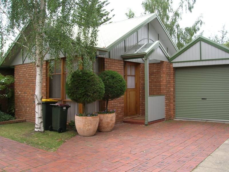 3/30 Noble street, Newtown VIC 3220