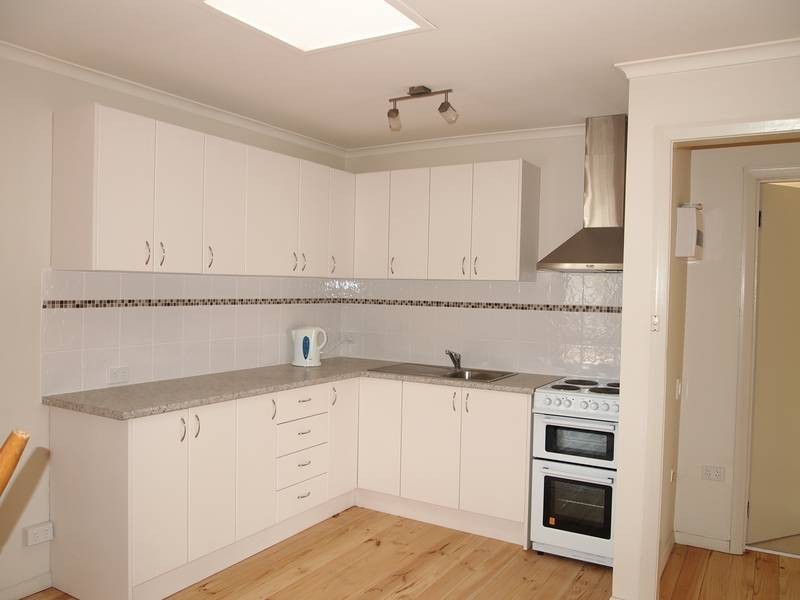 1/339 Pakington Street, Newtown VIC 3220