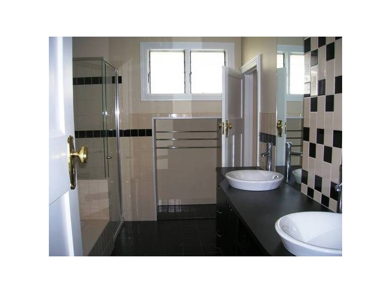 31 Crofton Street, Geelong West VIC 3218