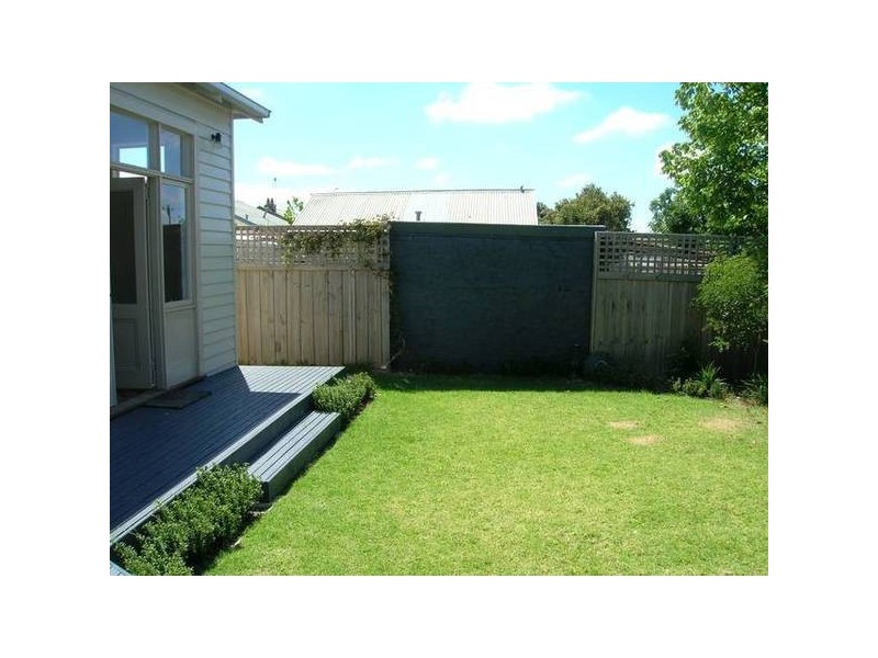 31 Crofton Street, Geelong West VIC 3218