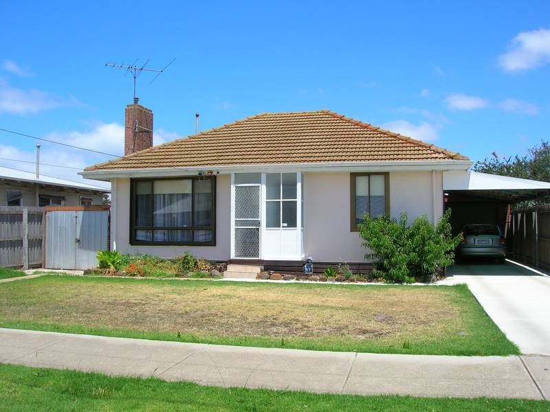 11 Dove Street, Norlane VIC 3214
