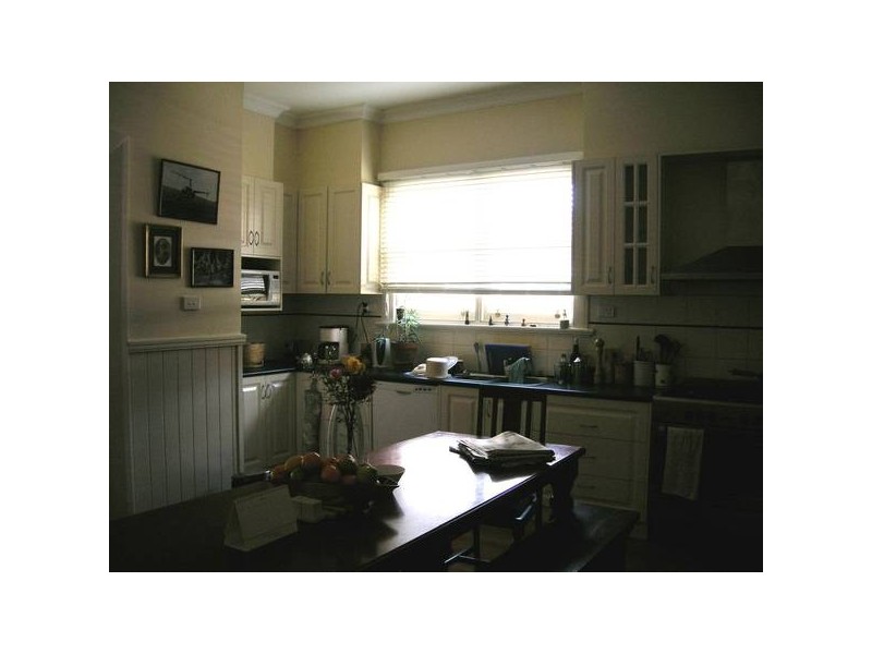 42 Stinton Avenue, Newtown VIC 3220