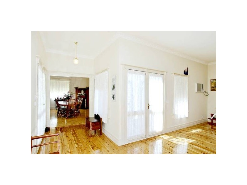 Westcott Place, Newtown VIC 3220