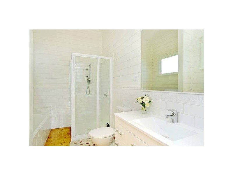 Westcott Place, Newtown VIC 3220