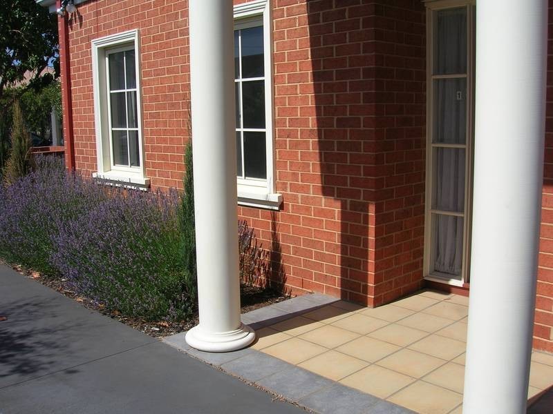 1/73 Marshall Street, Newtown VIC 3220