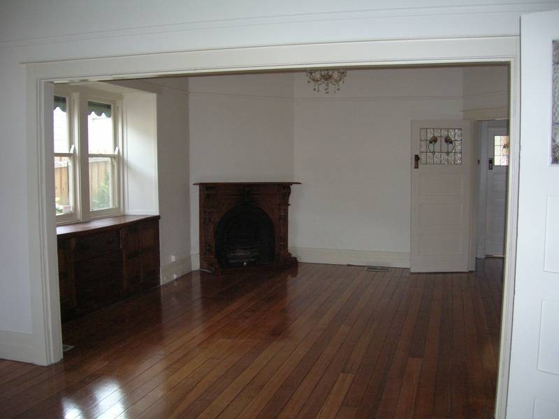 8 Laurel Bank Parade, Newtown VIC 3220