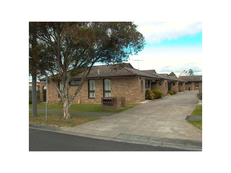 1/1 Roxby Street, Manifold Heights VIC 3218