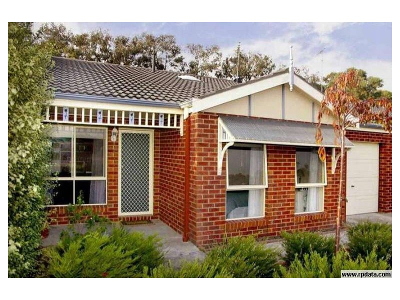 63 Broughton Drive, Highton VIC 3216