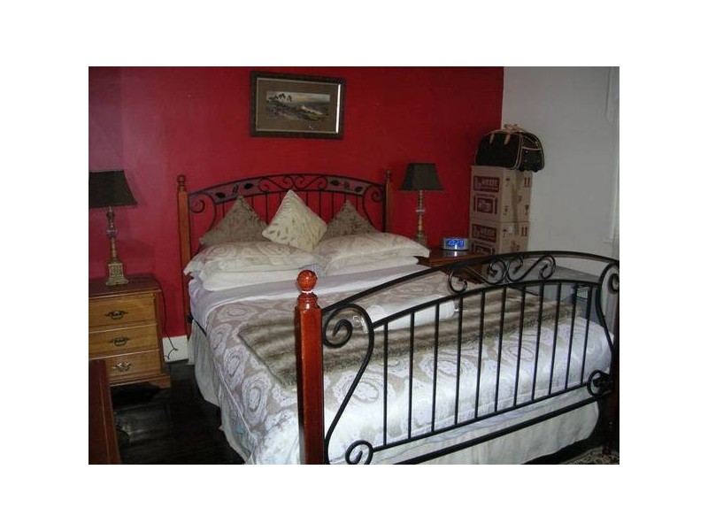 32 Bond Street, Newtown VIC 3220