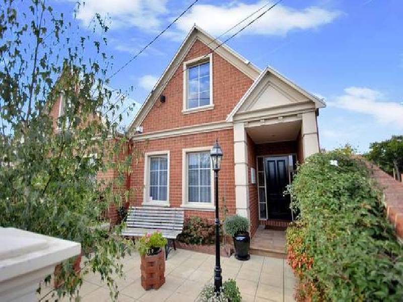 2 Nicholas Street, Newtown VIC 3220