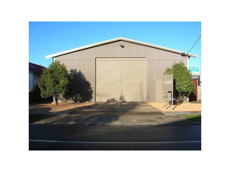 394 Pakington Street, Newtown VIC 3220