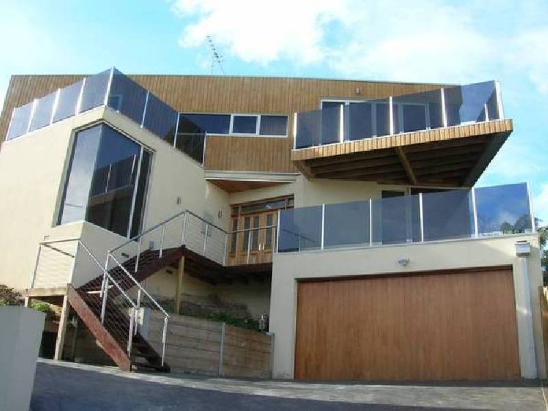 2/16 Louis Court, Newtown VIC 3220