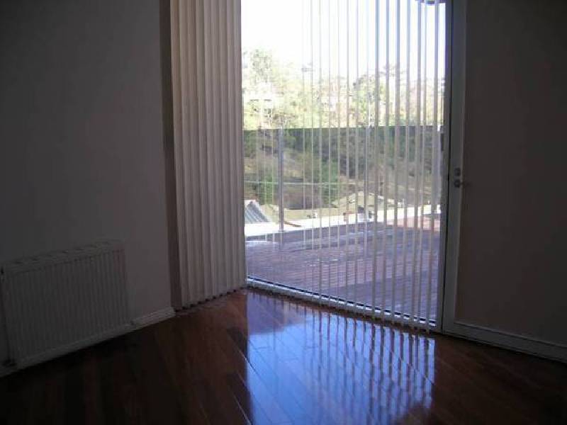 2/16 Louis Court, Newtown VIC 3220