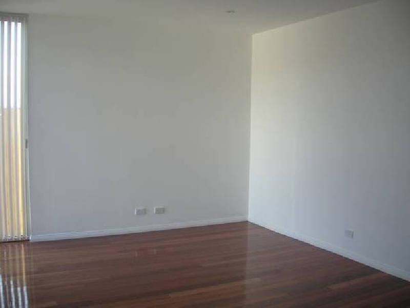 2/16 Louis Court, Newtown VIC 3220