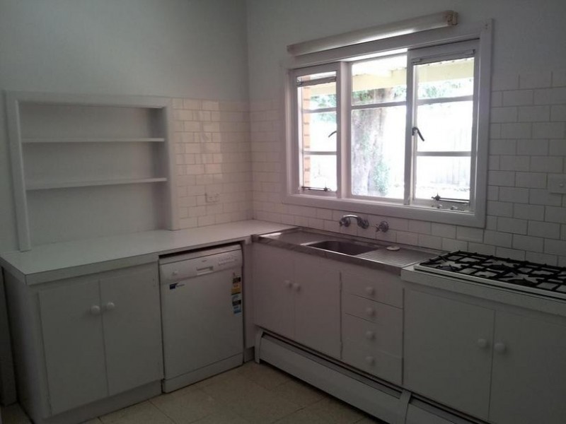 82 Prospect Road, Newtown VIC 3220