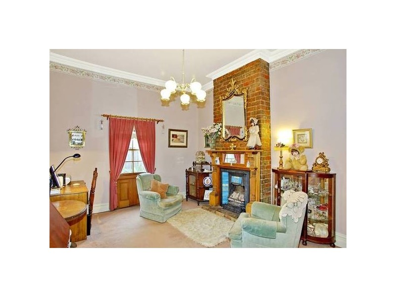 Pakington Street, Newtown VIC 3220