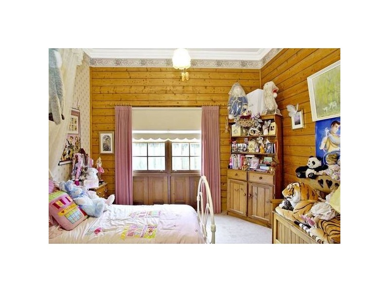 Pakington Street, Newtown VIC 3220