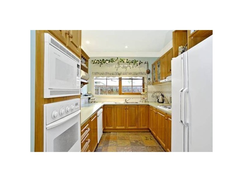 Pakington Street, Newtown VIC 3220