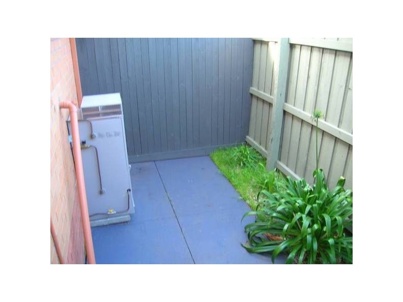 Sladen Street, Hamlyn Heights VIC 3215