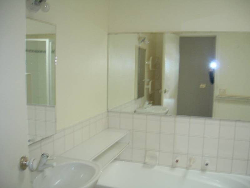 1/6 Westcott Street, Newtown VIC 3220