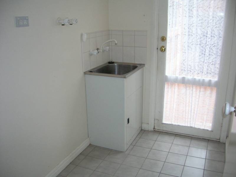 1/6 Westcott Street, Newtown VIC 3220