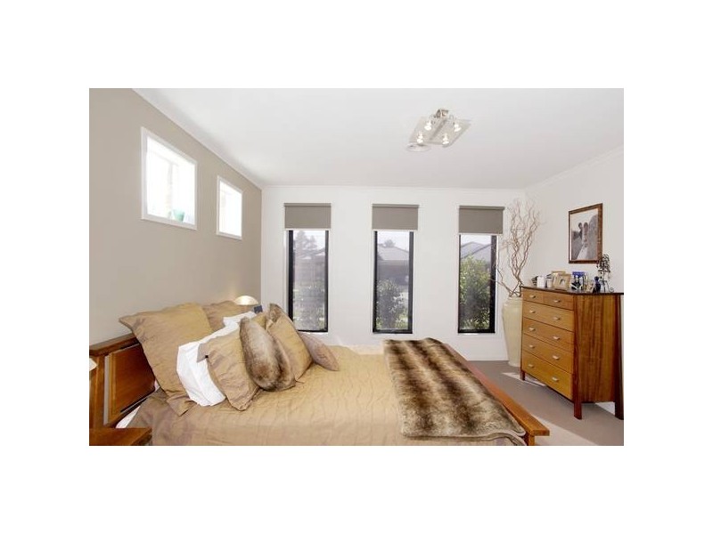 Burgundy Drive, Waurn Ponds VIC 3216