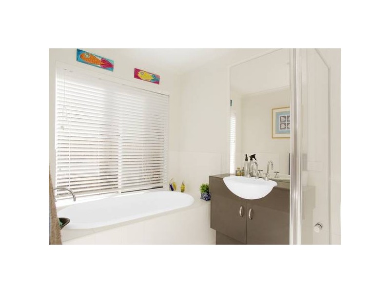 Burgundy Drive, Waurn Ponds VIC 3216