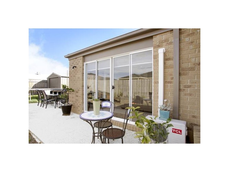 Burgundy Drive, Waurn Ponds VIC 3216