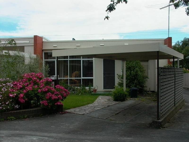 5/24 Retreat Road, Newtown VIC 3220