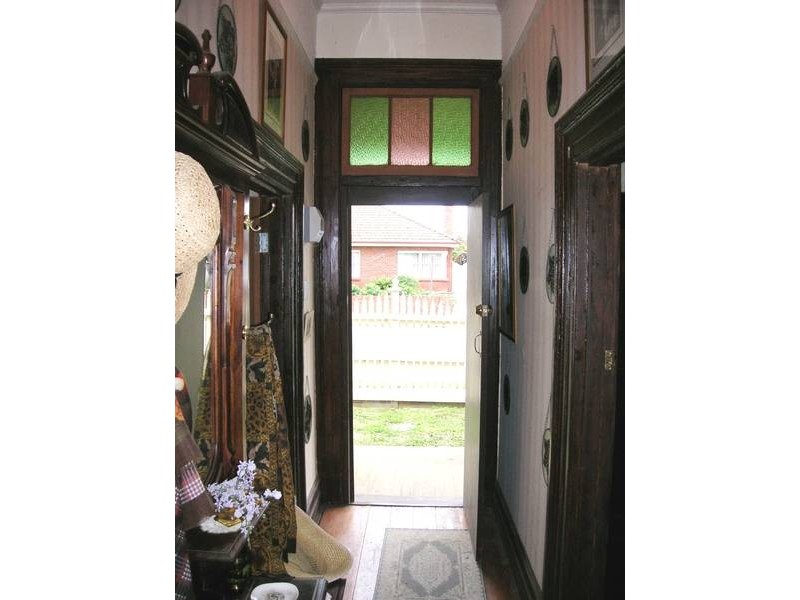 21 Saffron Street, Newtown VIC 3220